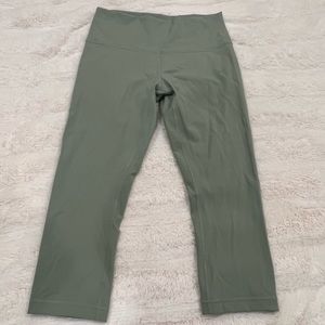 Lululemon Wunder Train Cropped Leggings